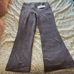 NWT Athleta Salutation Stash Flare pant XL